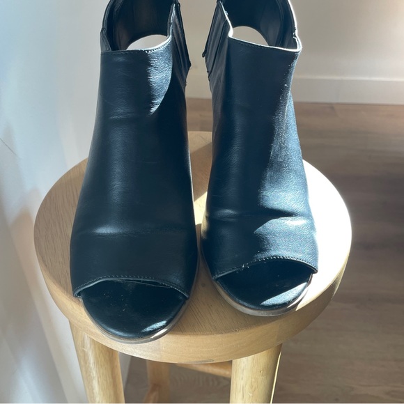 Target Mossimo ‘Kacie’ Bootie in Black size 8.5 - Picture 3 of 6